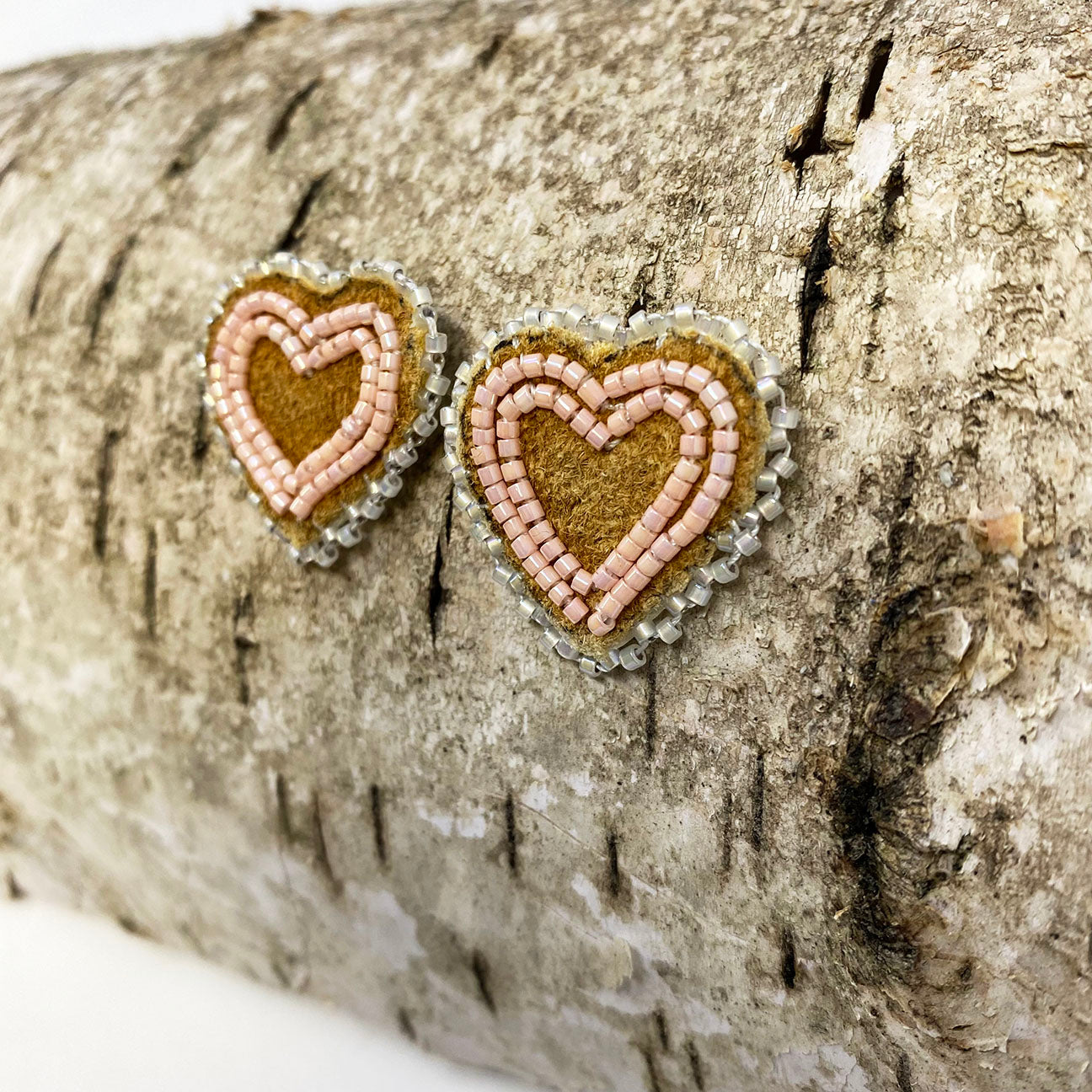 Pink heart stud