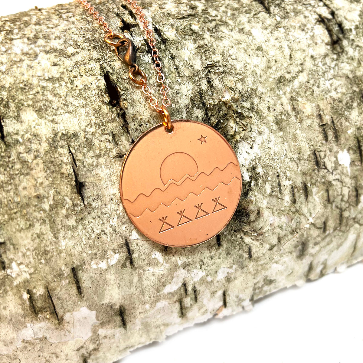 Tłı̨chǫ Flag Necklace